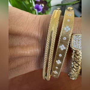 Roberto Coin 18K Italy Gold Bangle Bracelet – Classic Woven Design – 6.75”